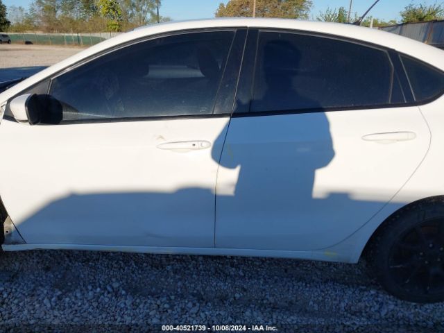 1C3CDFEB8FD352618 Dodge DART GT