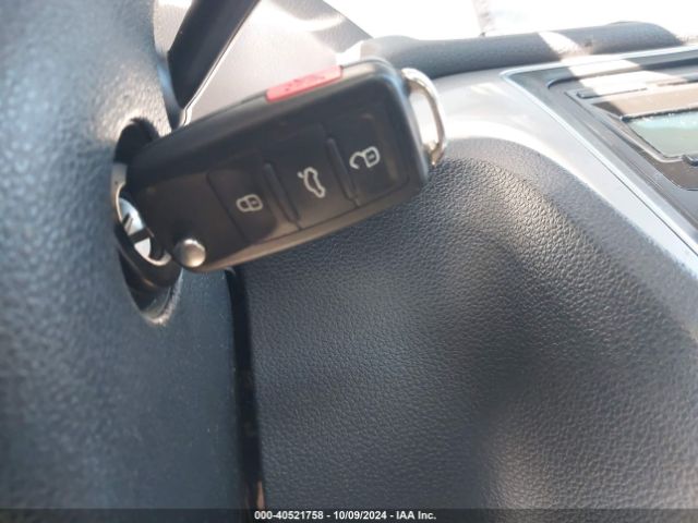 1VWAT7A35EC077821 Volkswagen Passat 1.8t Wolfsburg Edition