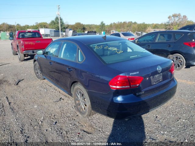 1VWAT7A35EC077821 Volkswagen Passat 1.8t Wolfsburg Edition