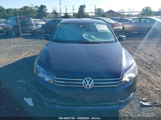 1VWAT7A35EC077821 Volkswagen Passat 1.8t Wolfsburg Edition