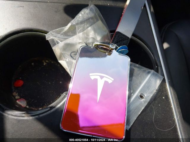 5YJ3E1EB1KF432650 Tesla Model 3 Long Range/performance