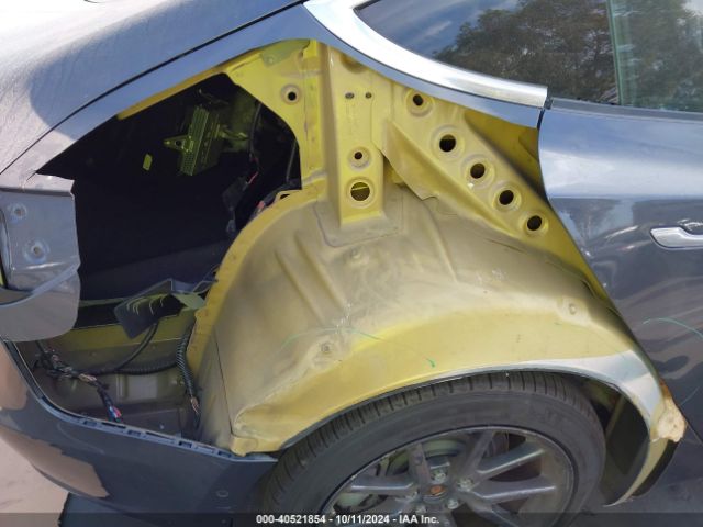 5YJ3E1EB1KF432650 Tesla Model 3 Long Range/performance