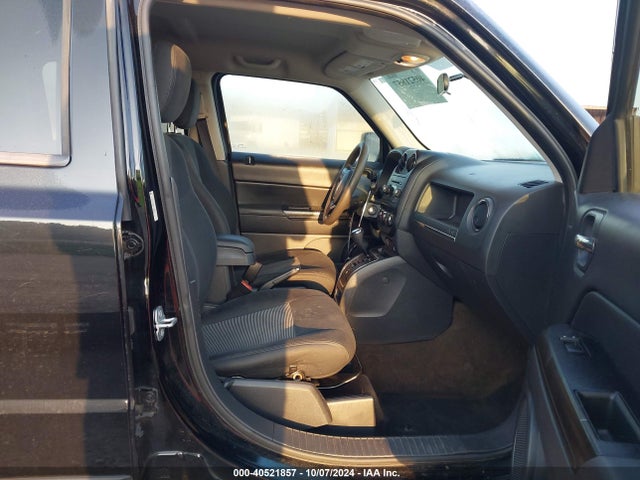1C4NJPBA3FD209252 Jeep Patriot Altitude Edition