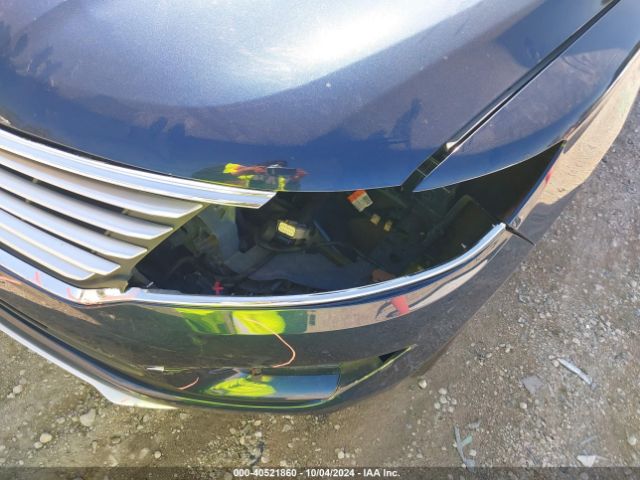 5LMCJ2D97HUL04941 Lincoln MKC SELECT