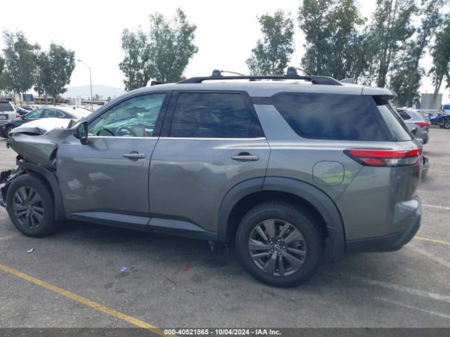 5N1DR3BB7NC218283 Nissan Pathfinder Sv 2wd