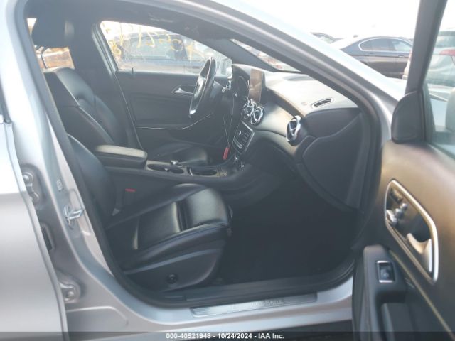 WDCTG4EB0JJ409972 Mercedes-Benz GLA 250