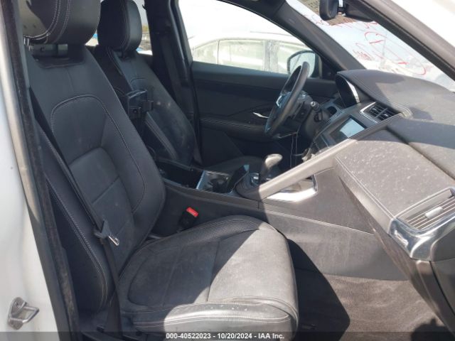2019 JAGUAR E-PACE SADFM2GX7K1Z63475 Photo 4