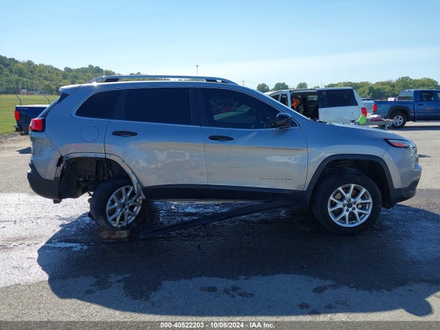 Jeep Cherokee Latitude 2016 1C4PJMCB0GW232931 Image 14