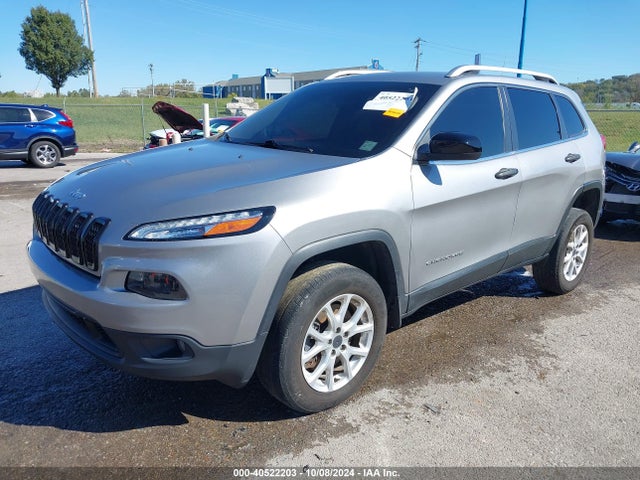 Jeep Cherokee Latitude 2016 1C4PJMCB0GW232931 Image 2