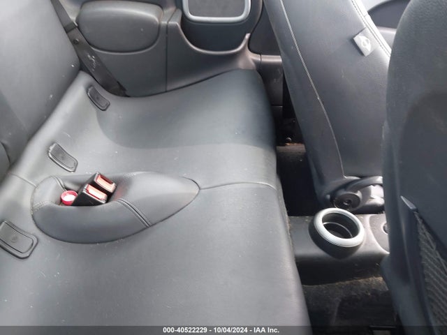 2006 MINI COOPER S WMWRE33526TL24749 Photo 7