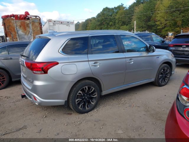 2018 MITSUBISHI OUTLANDER PHEV JA4J24A53JZ061673 Photo 3