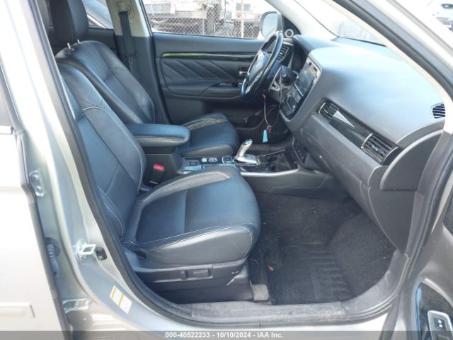 2018 MITSUBISHI OUTLANDER PHEV JA4J24A53JZ061673 Photo 4