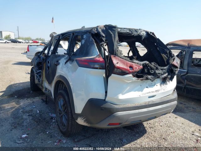 5N1BT3AA5PC798007 Nissan Rogue S Fwd
