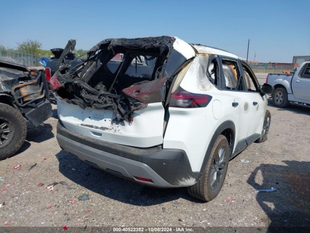 5N1BT3AA5PC798007 Nissan Rogue S Fwd