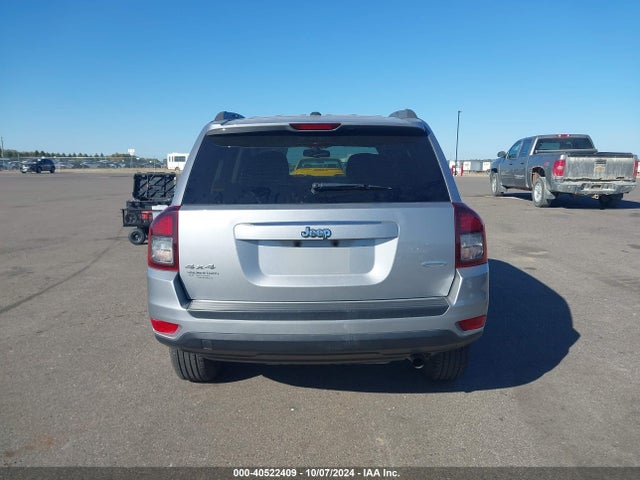 Jeep Compass Latitude 4x4 2017 1C4NJDEB7HD158747 Image 16