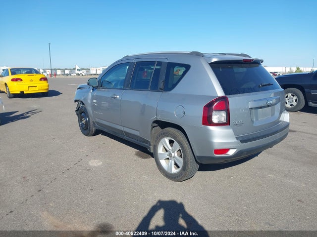 Jeep Compass Latitude 4x4 2017 1C4NJDEB7HD158747 Image 3