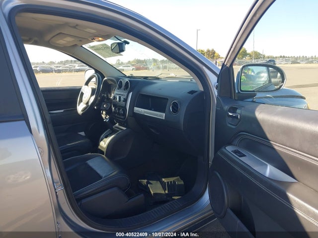 Jeep Compass Latitude 4x4 2017 1C4NJDEB7HD158747 Image 5