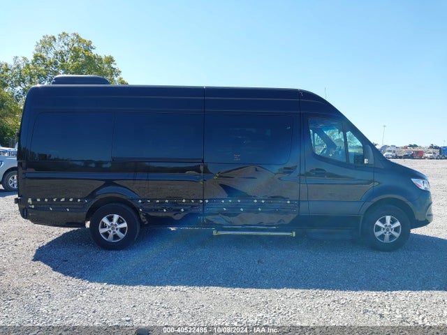 WDZPF1ED4KT015195 Mercedes-Benz Sprinter 2500 High Roof I4