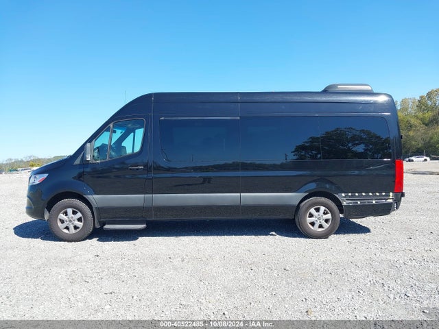 WDZPF1ED4KT015195 Mercedes-Benz Sprinter 2500 High Roof I4