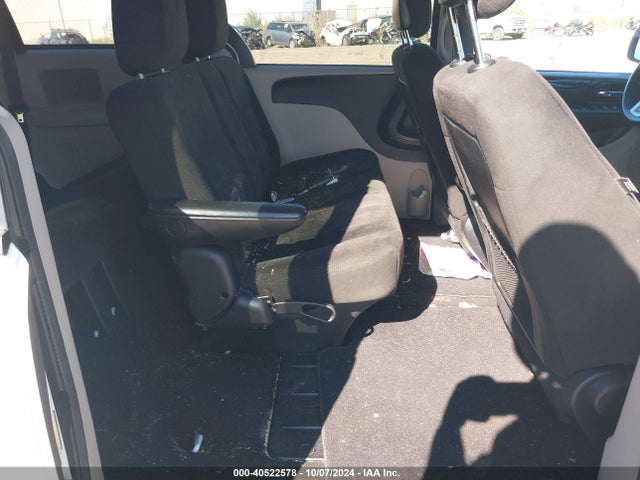 2C4RDGBG3FR734208 Dodge Grand Caravan Se/sxt