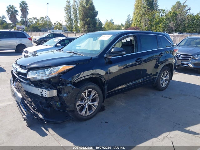 Toyota Highlander Le Plus V6 2016 5TDBKRFHXGS256304 Image 2