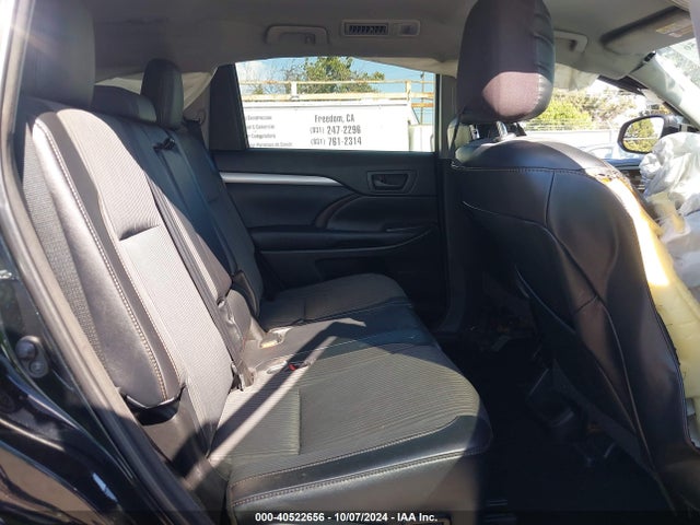 Toyota Highlander Le Plus V6 2016 5TDBKRFHXGS256304 Image 8