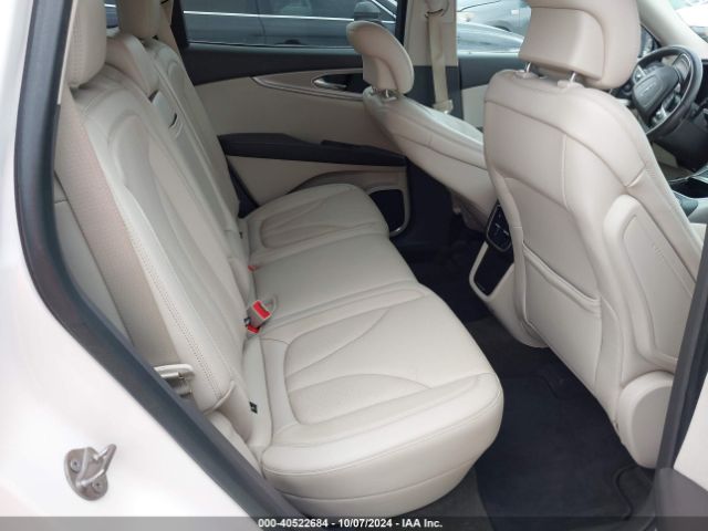 2LMPJ8K94KBL12040 Lincoln Nautilus Select