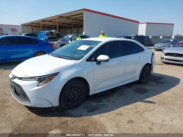 Toyota COROLLA LE 2020 5YFEPRAE1LP109867 Image 2