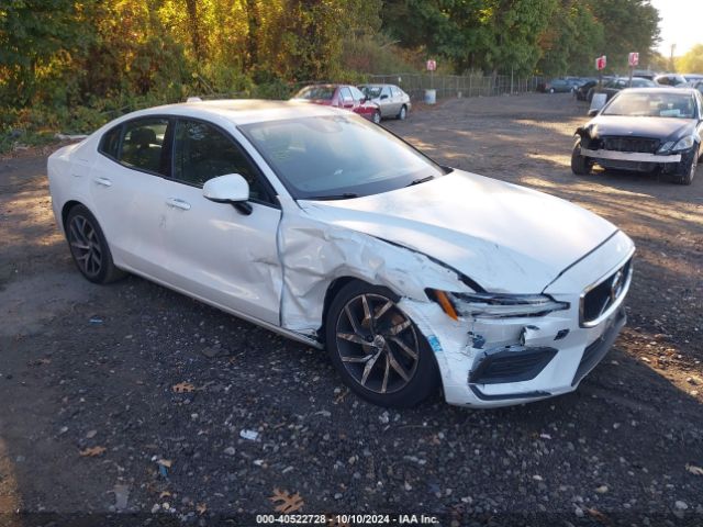 7JR102FK6LG045434 Volvo S60 T5 Momentum