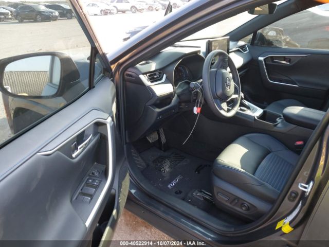 2T3E6RFV0RW067864 Toyota Rav4 Hybrid Xse