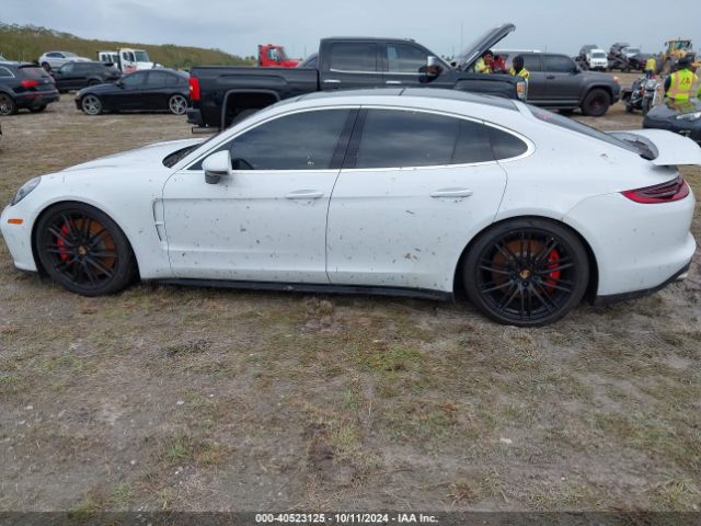 WP0AF2A72JL141369 Porsche Panamera Turbo
