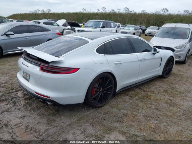 WP0AF2A72JL141369 Porsche Panamera Turbo
