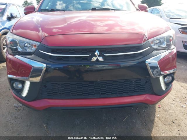 JA4AP3AW3JU012975 Mitsubishi Outlander Sport 2.4 Se