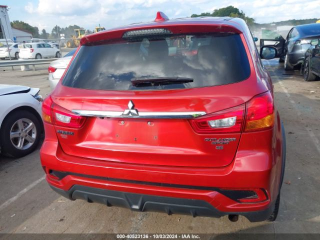 JA4AP3AW3JU012975 Mitsubishi Outlander Sport 2.4 Se