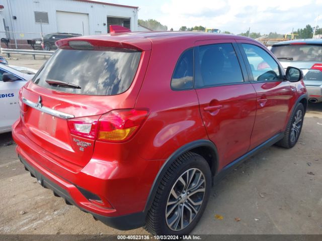 JA4AP3AW3JU012975 Mitsubishi Outlander Sport 2.4 Se