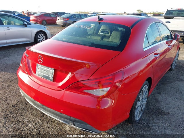 Mercedes-Benz CLA 250 2018 WDDSJ4EB9JN527469 Image 4