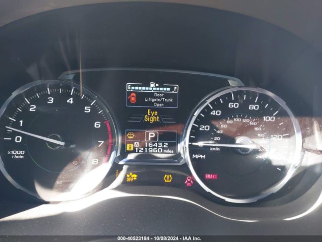 JF2SJAGCXJH535689 Subaru Forester 2.5i Premium