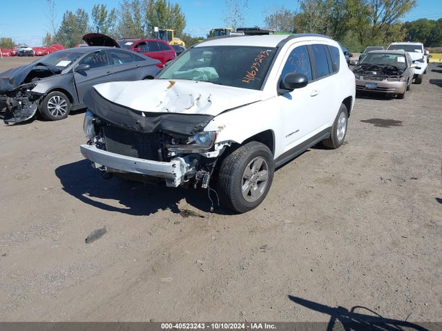 Jeep Compass Sport 2014 1C4NJCBA9ED594467 Image 2