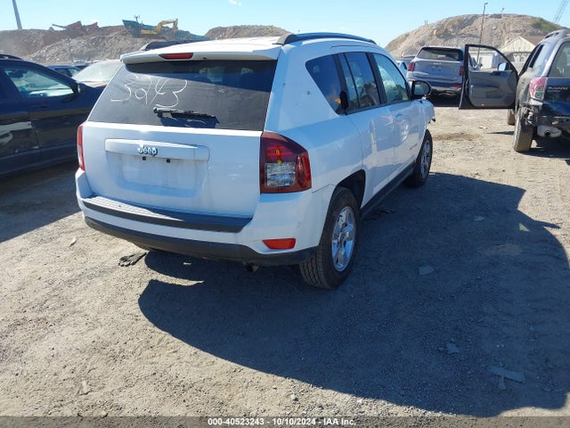 Jeep Compass Sport 2014 1C4NJCBA9ED594467 Image 4