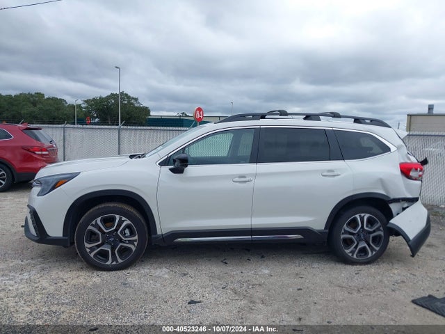 4S4WMAUD5R3435203 Subaru Ascent Limited 7-passenger