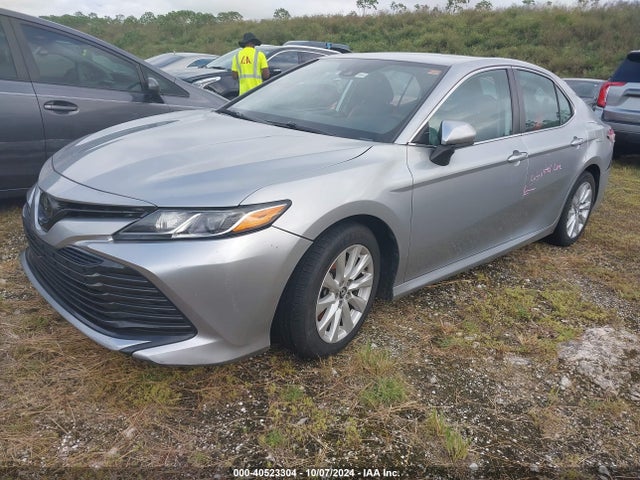 4T1C11AK8LU939793 Toyota CAMRY LE
