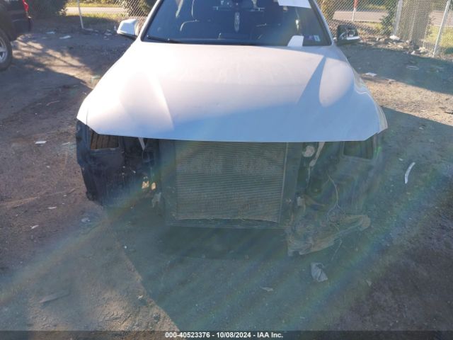 WBA8B9G30HNU57209 BMW 330I