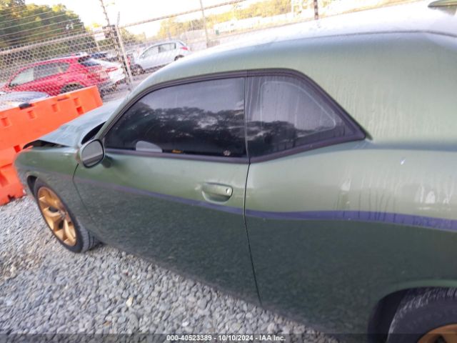 2C3CDZAG2JH318365 Dodge Challenger Sxt Plus