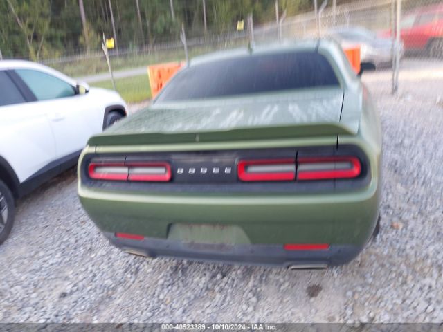 2C3CDZAG2JH318365 Dodge Challenger Sxt Plus