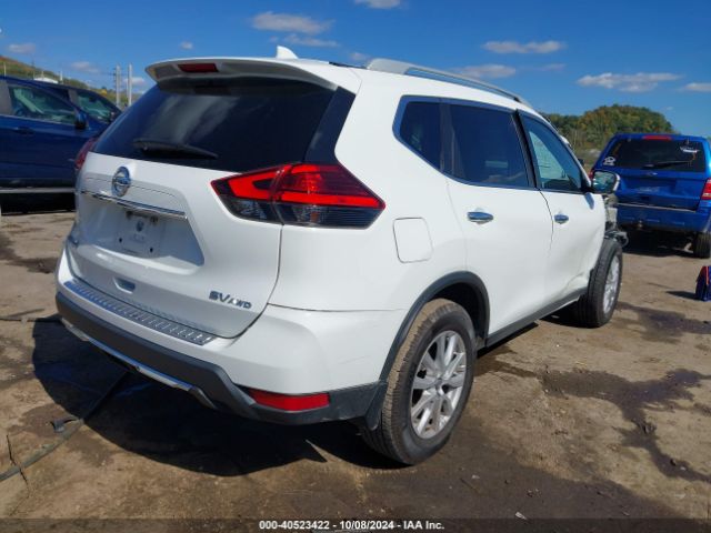 5N1AT2MV5HC745233 Nissan ROGUE SV