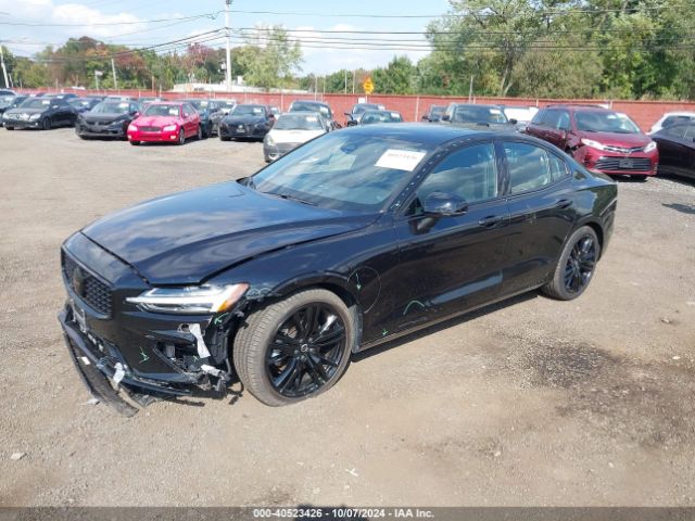 7JRL12FT3PG231887 Volvo S60 B5 Plus Black Edition