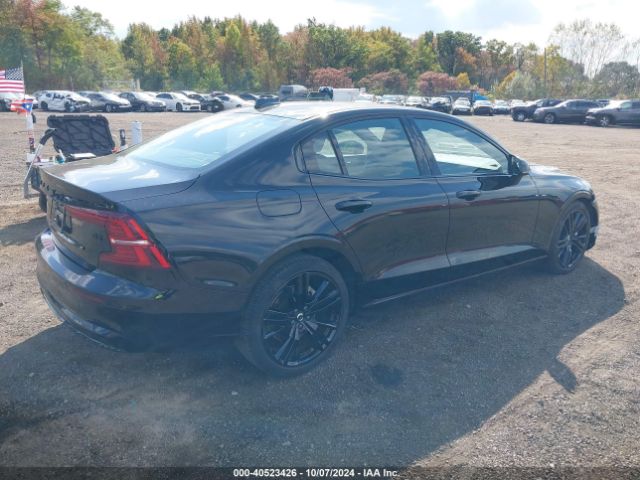 7JRL12FT3PG231887 Volvo S60 B5 Plus Black Edition