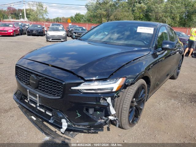7JRL12FT3PG231887 Volvo S60 B5 Plus Black Edition