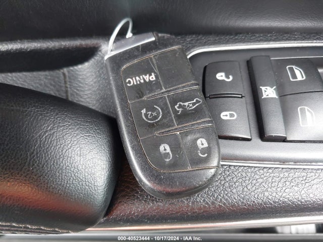 2C3CCAEGXGH269083 Chrysler 300C