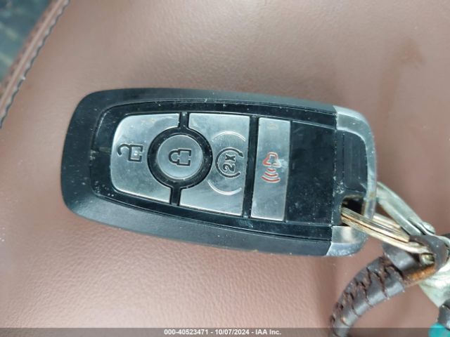 3FTTW8E36NRA01061 Ford Maverick Lariat